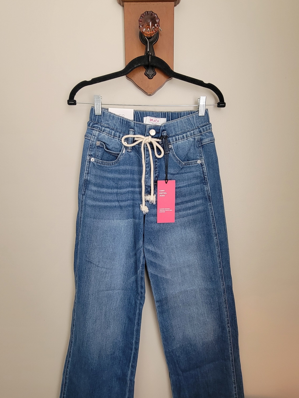 Moco Boutique Women’s Blue Drawstring Jeans - Casual Fit Size 3/26